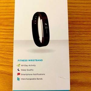 Fitbit Alta - Like New. Size Large